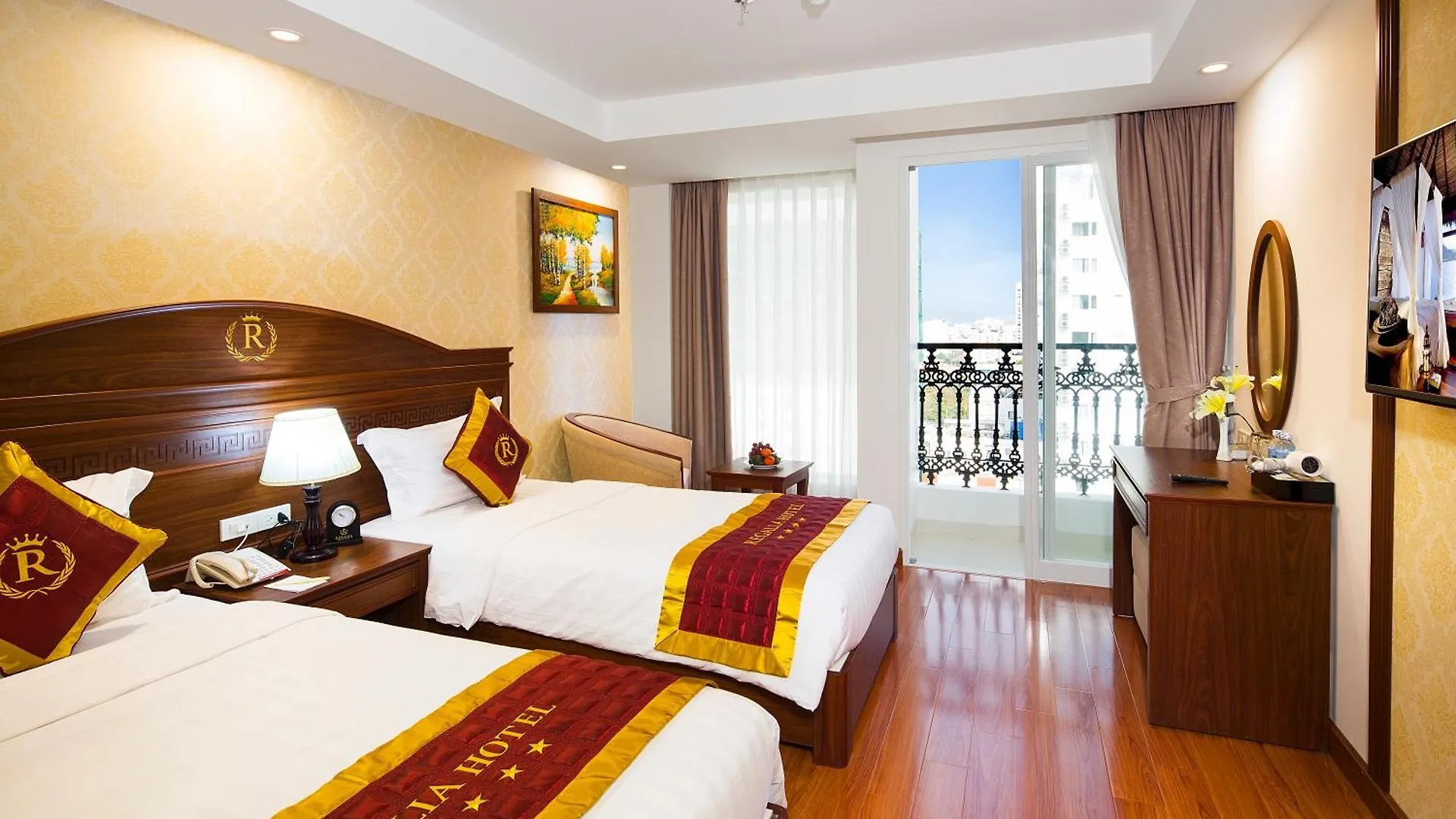 Hotel Regalia Nha Trang