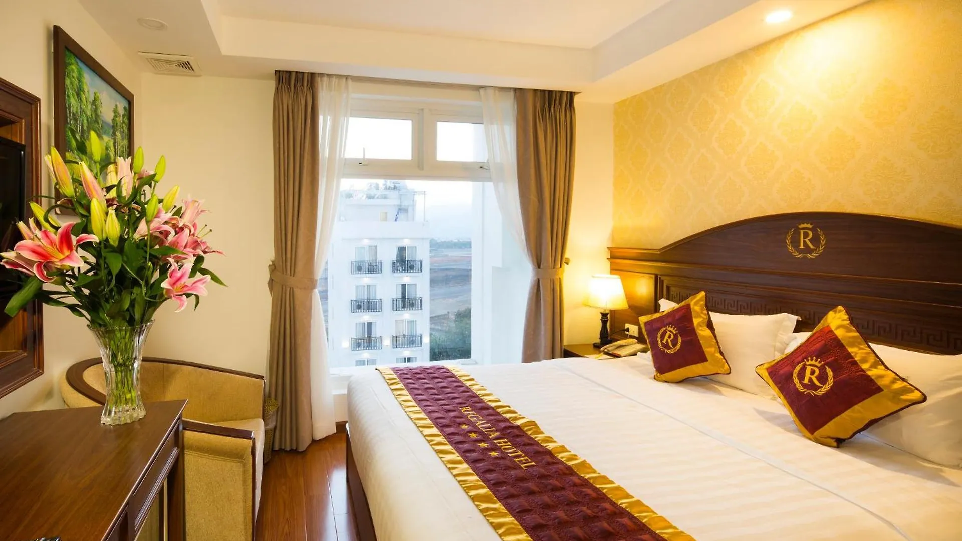 Hotel Regalia Nha Trang