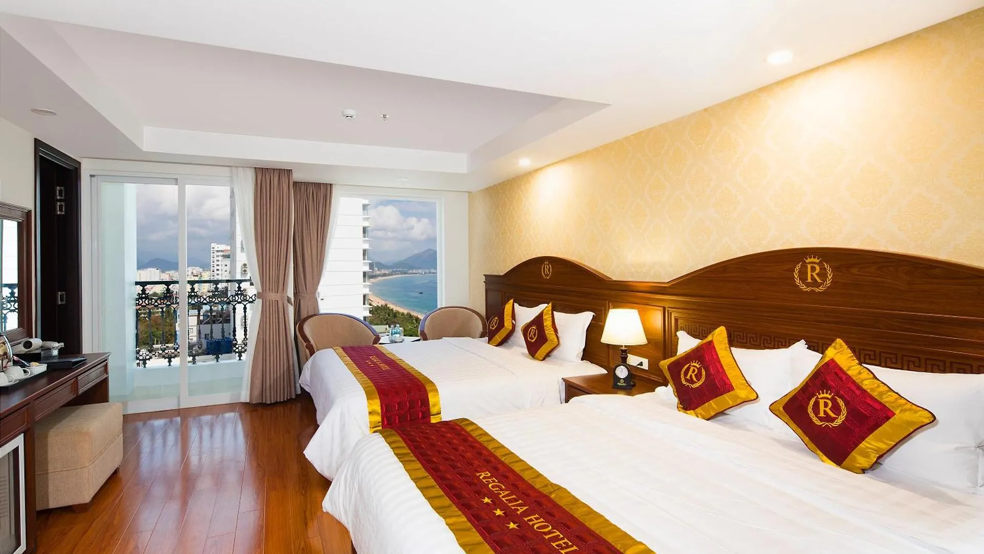 Hotel Regalia Nha Trang